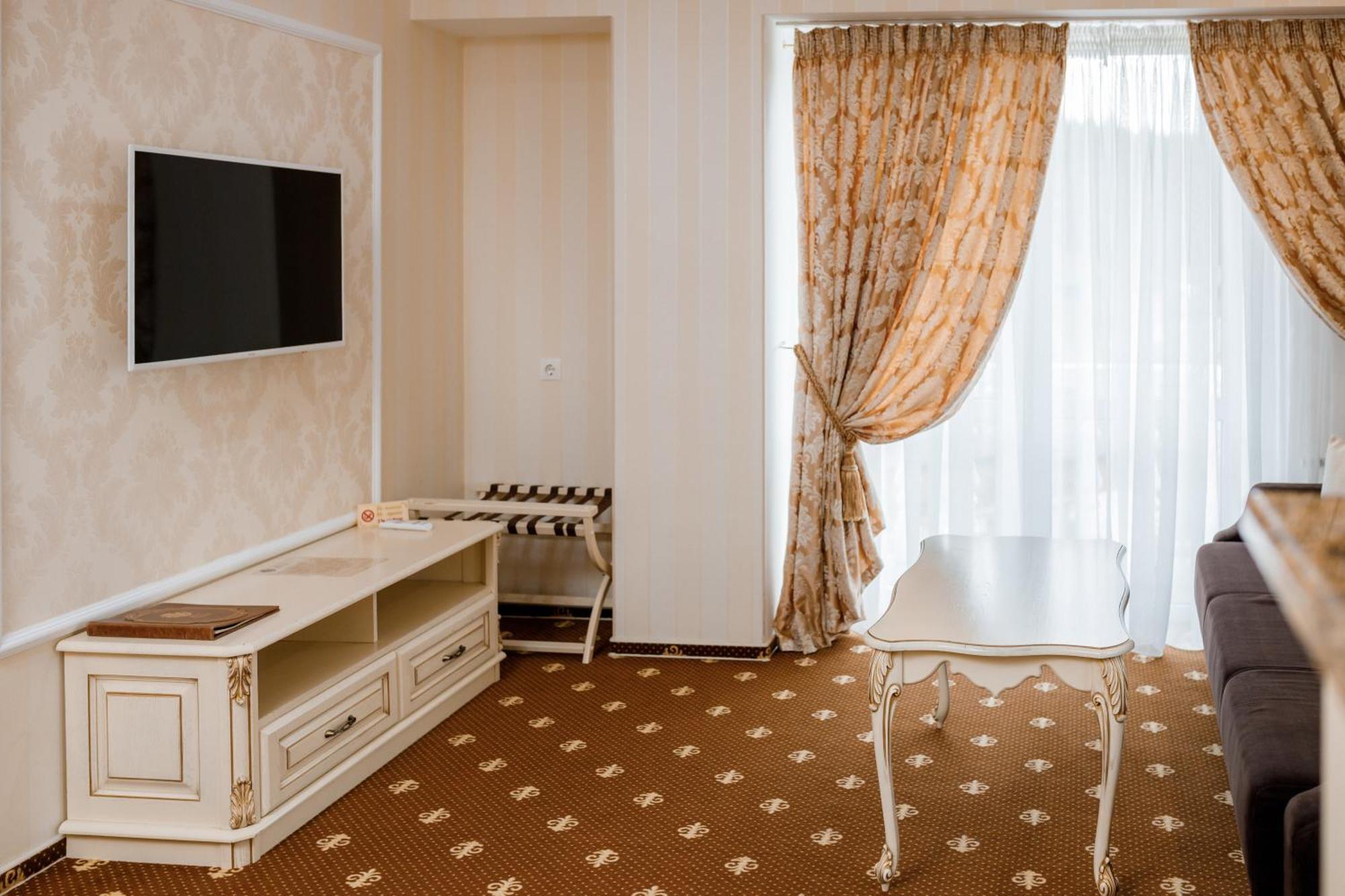 Chevalier Hotel & Spa Μπούκοβελ Εξωτερικό φωτογραφία