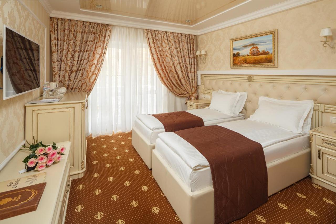 Chevalier Hotel & Spa Μπούκοβελ Εξωτερικό φωτογραφία
